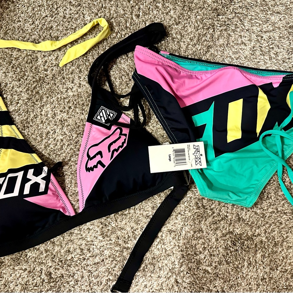FOX swimwear size L, nwt $65